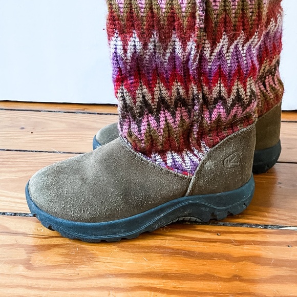 Keen Auburn Sweater Boots, little girls size 10 - Picture 7 of 9